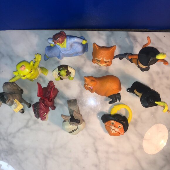 Toy Disney Shrek Movies Figures 10 Mini PLUS Donkey Watch Collectibles - Picture 6 of 7